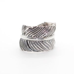 Anthropologie Silver Leaf Ring NWOT